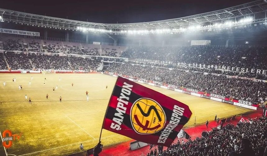 Eskişehirspor tribünü dünyada gündem oldu: İspanyollar gözlerine inanamadı!