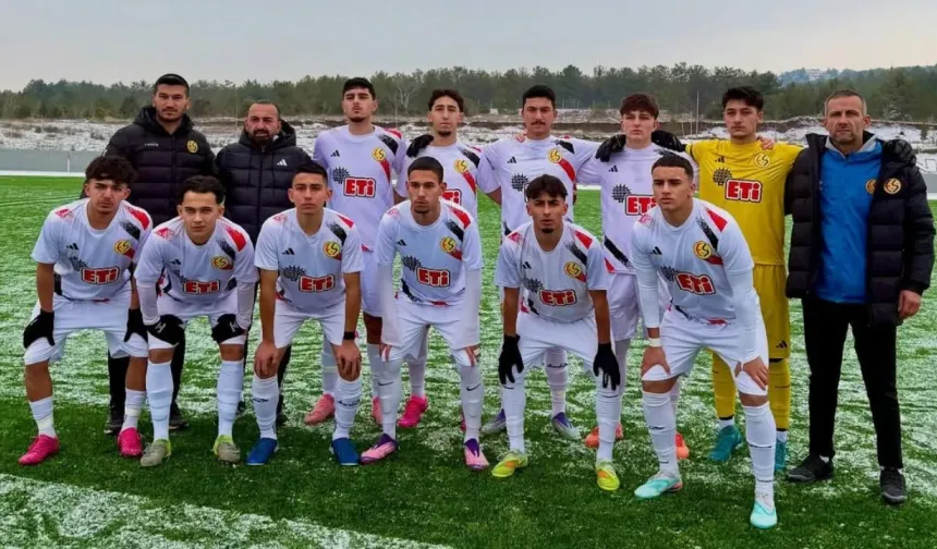 Genç Şimşeklere İnegöl Kafkas şoku!