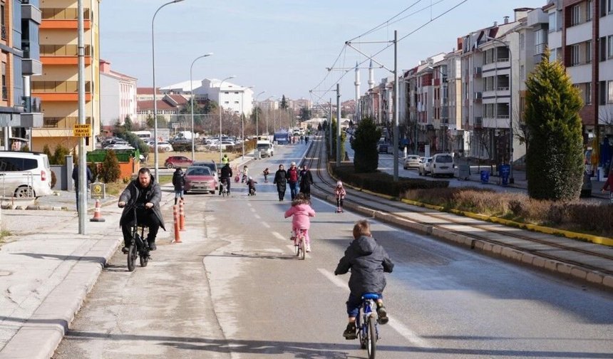 Eskişehir'de 'Arabasız Pazar' yapılacak: İşte trafiğe kapatılacak cadde ve sokaklar