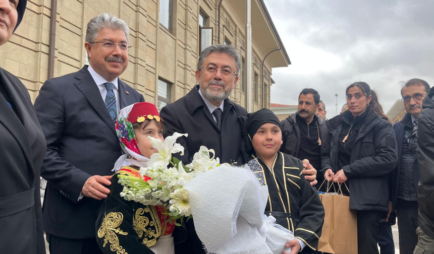 Bakan Yumaklı'dan Vali Yılmaz'a ziyaret