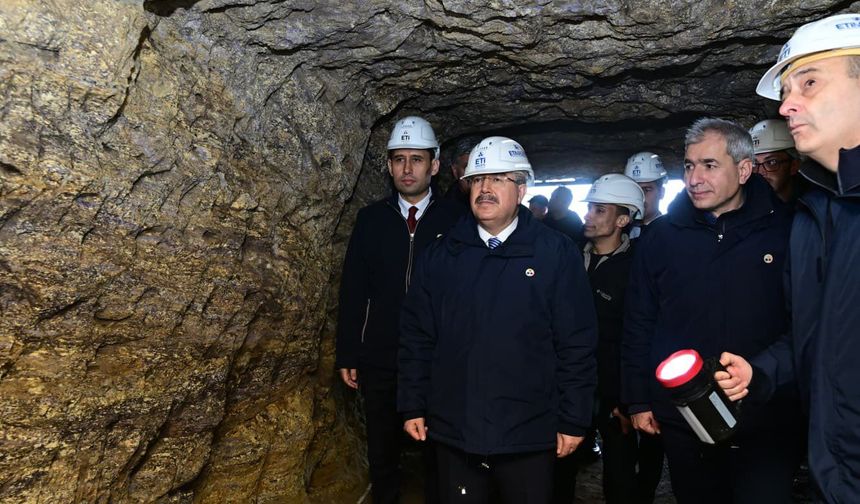 Eskişehir Valisi Yılmaz Beylikova'yı ziyaret etti