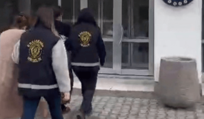 Eskişehir'de girdikleri evden 35 bin TL çaldılar!