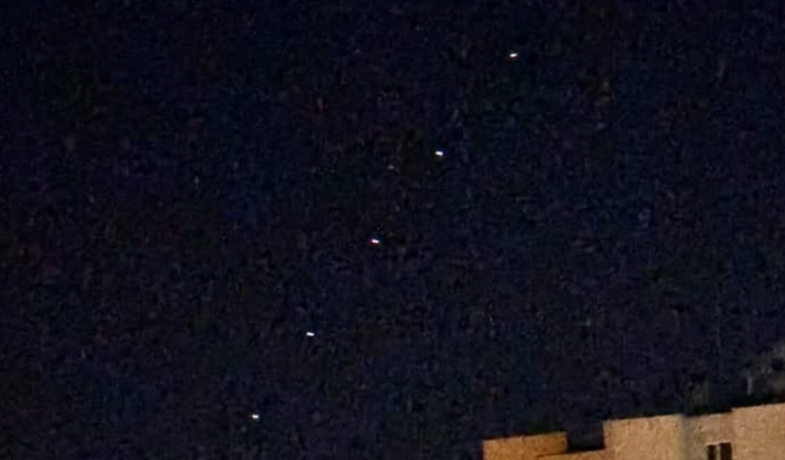 Eskişehir semalarında sıralı halde Starlink uydusu görüldü