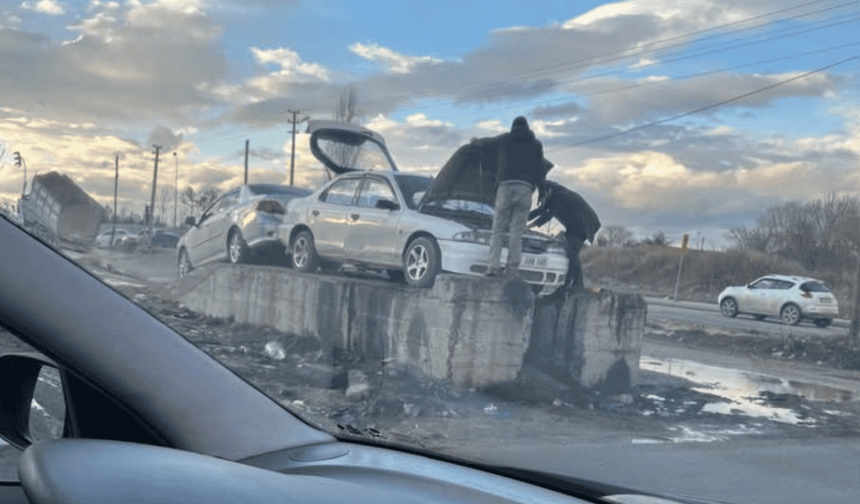 Eskişehir'de sokaklar tamirhaneye döndü