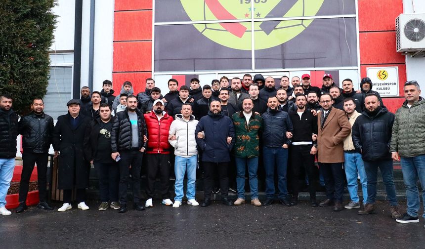Eskişehirspor Taraftarlar Birliği yönetim ve futbolcuları ziyaret etti