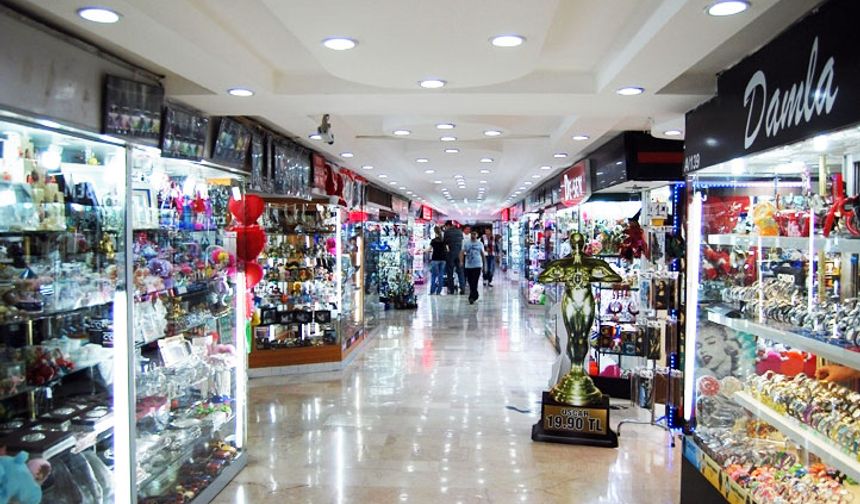 Esnaf Sarayı'ndan Büyükşehir'in indirim uygulamasına destek