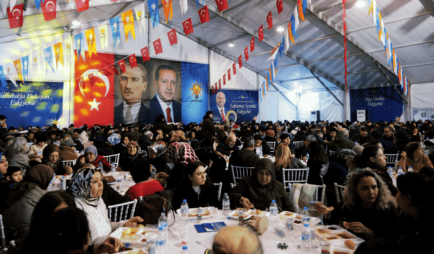 AK Parti Dede Korkut'taki iftar çadırı sayısını artırdı
