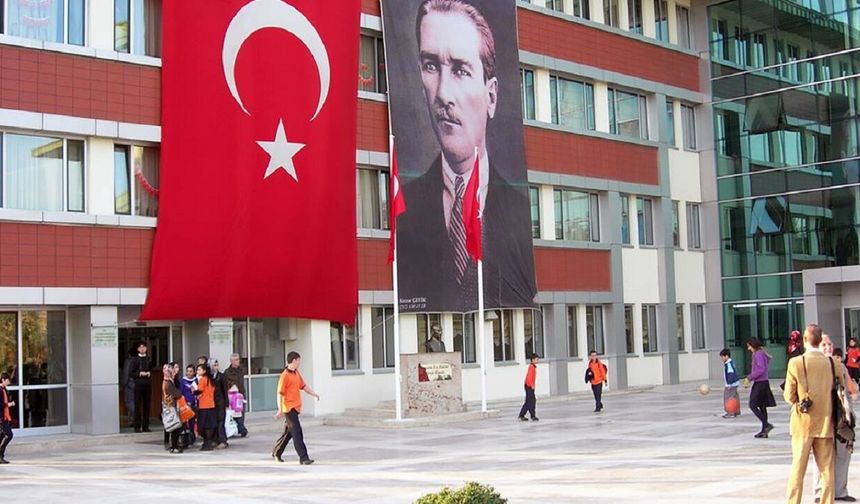 Anne ve babalar dikkat! Okul için şaşırtan karar yolda