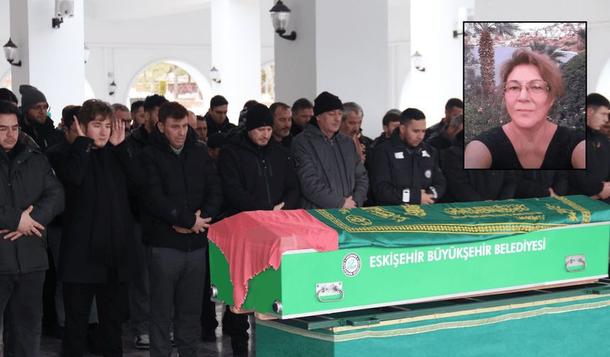 Otobüs kazasında hayatını kaybeden 62 yaşındaki Eskişehirli kadın son yolculuğuna uğurlandı