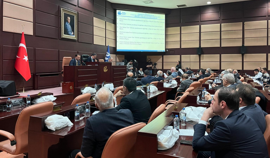 Ulaşıma gelen zam mecliste tartışma yarattı: “Eskişehir halkı da bıktı”