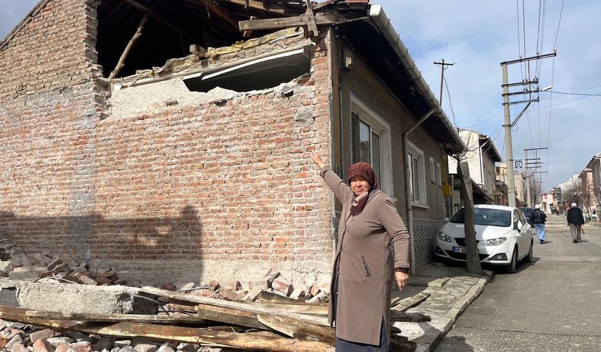 Büyükşehir Belediyesi’nden açıklama geldi: Yaşlı kadının evi için harekete geçildi