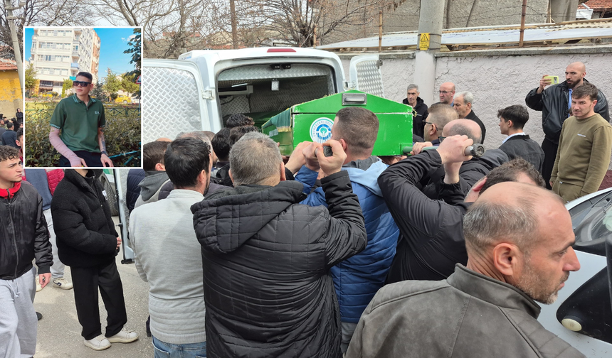 Eskişehir'de 20 yaşındaki genç toprağa verildi