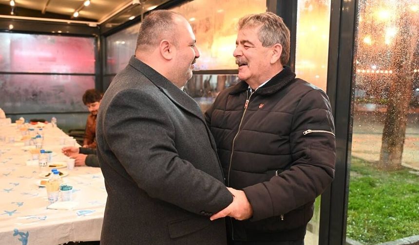 Başkan Hamamcı İnönülülerle bayramlaştı