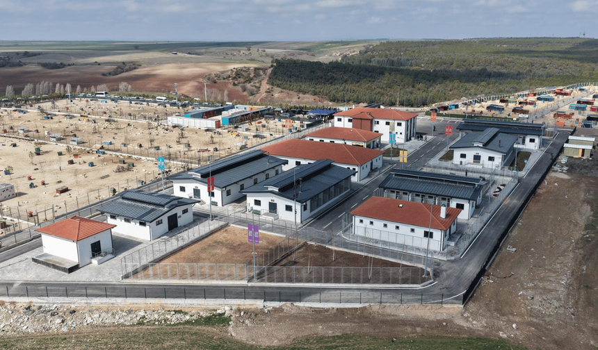 Eskişehir'de yeni Hayvan Bakımevi hizmete açıldı