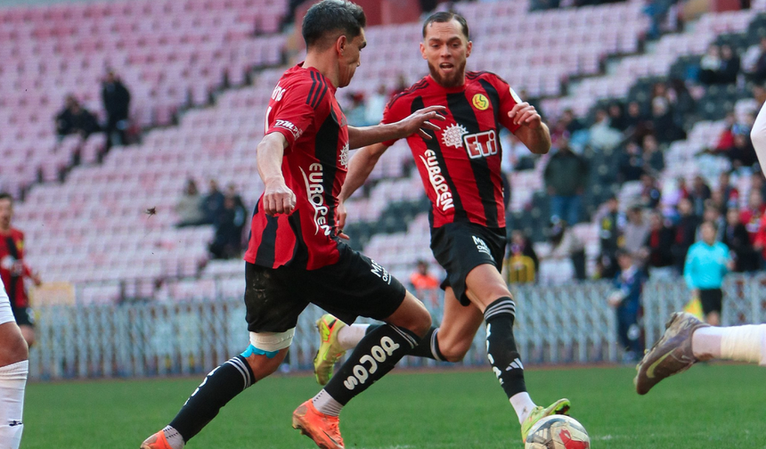 Şimşeklerden gol yağmuru