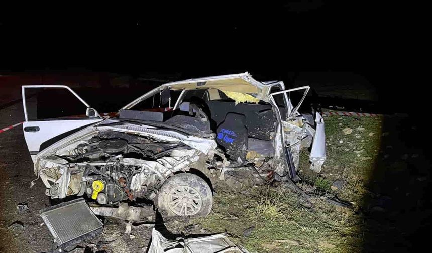 Otomobil paramparça oldu: 45 yaşındaki adam olay yerinde can verdi