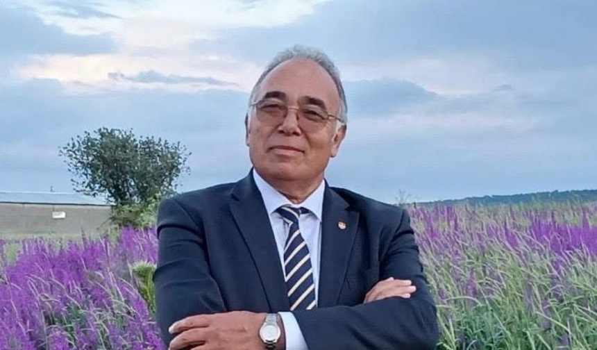 Eskişehir’in efsane eğitimcisi 42 yıl sonra emekli oldu