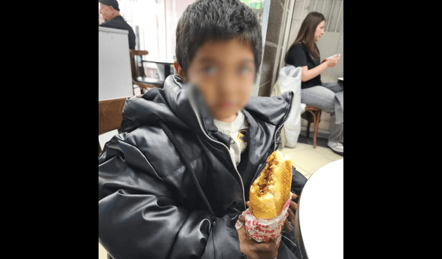 Eskişehir'de yürekleri sızlatan görüntü: Montunu verip, karnını doyurdu ama öfkesi dinmedi!