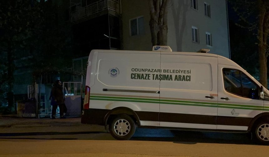 Eskişehir'de 57 yaşındaki adam evinde ölü bulundu