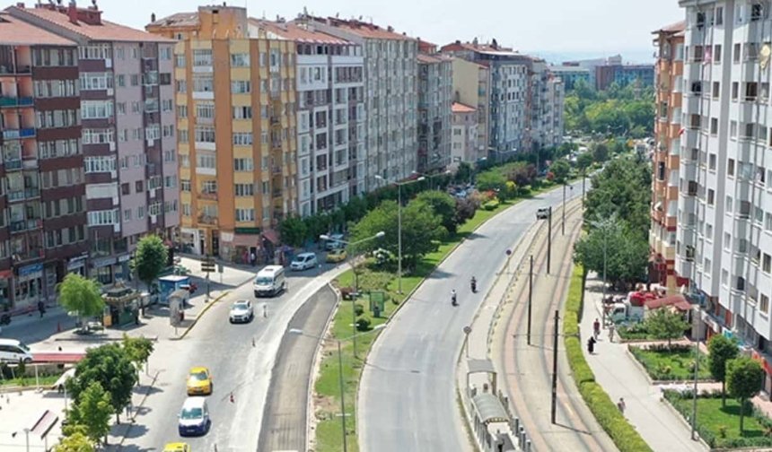 Eskişehir'de çift yönlü trafiğe kapatılan bulvar ne zaman açılacak? İşte detaylar...