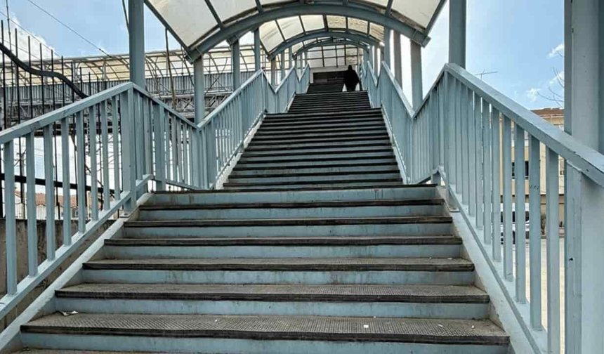 Ertuğrulgazi Mahallesi'nde zinde ve formda tutan üst geçit