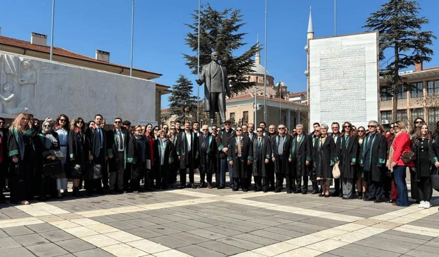 Eskişehir Baro Başkanı Barış Günaydın yargıya güvenin zedelenmesine dikkat çekti
