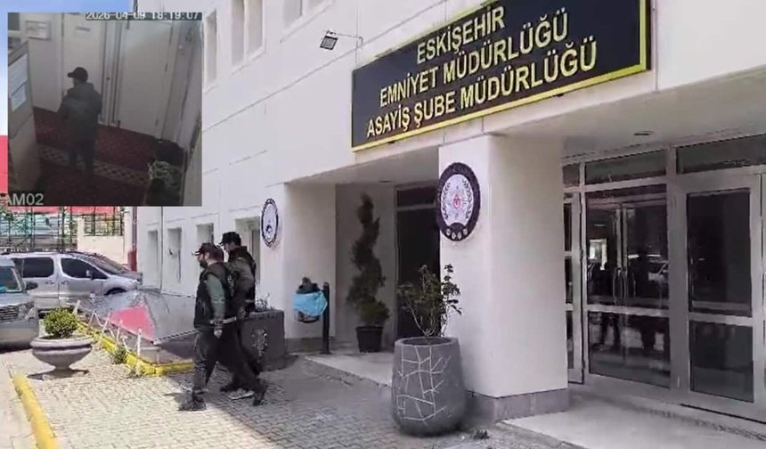 Kendi kendini ele verdi: Eskişehir'de gaspçı kıskıvrak yakalandı