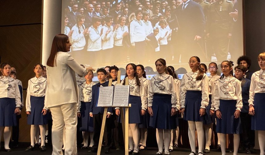 Türkiye’de çocuklar tarafından gerçekleştirilen ilk enstalasyon sergisi Eskişehir’de yoğun katılımla başladı