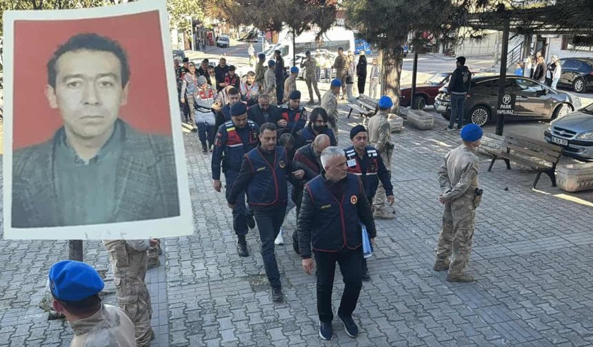 Eskişehir'de 10 kişi adliyeye sevk edildi: 20 yıl önce kaybolan Karakuş'un cesedinin nerede olduğu hala bilinmiyor