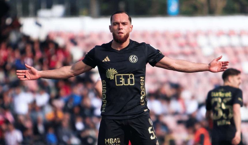 Jakop Aydemir Eskişehirspor'a veda etti