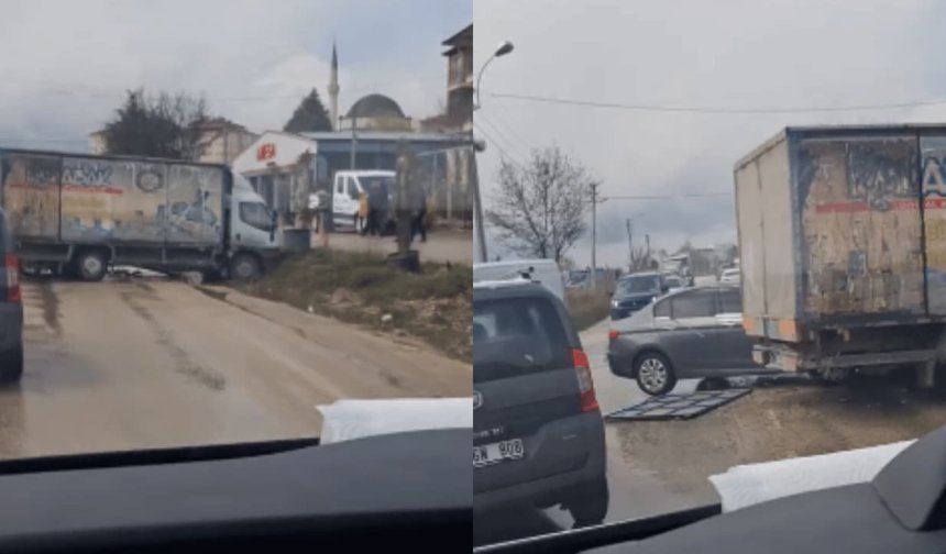 Kalabak Su kamyonu ve otomobil çarpıştı