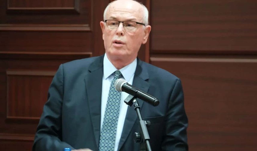 Kazım Kurt: "Özelleştirme uygulamaları Eskişehirlilerin iradesini yok saymaktır"