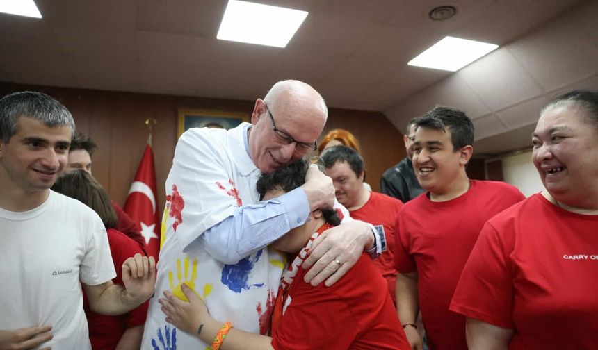 Özel çocuklardan Başkan Kurt'a ziyaret