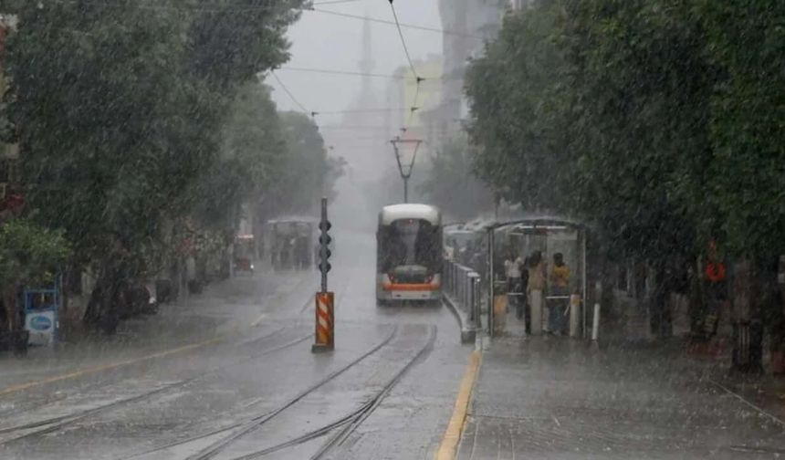 Eskişehir'de kuvvetli rüzgar ve sağanak yağışa dikkat! Gün boyunca sürecek