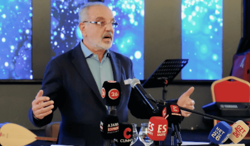 Sırrı Sakık'tan Eskişehir'deki programda protokol tepkisi