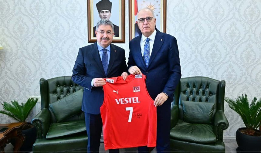 Vali Yılmaz, TVF Başkanı Üstündağ ile bir araya geldi