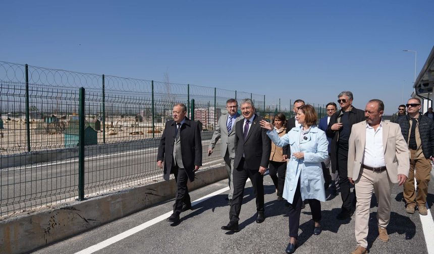 Vali Yılmaz ve Başkan Ünlüce, hayvan bakımevinde incelemelerde bulundu