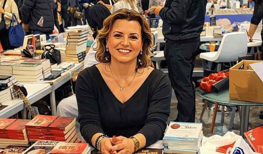 Aile ziyaretine giden yazar Ayten Öztürk’ü yeğeni öldürmüştü: Eskişehir'de imza gününe katılmış...