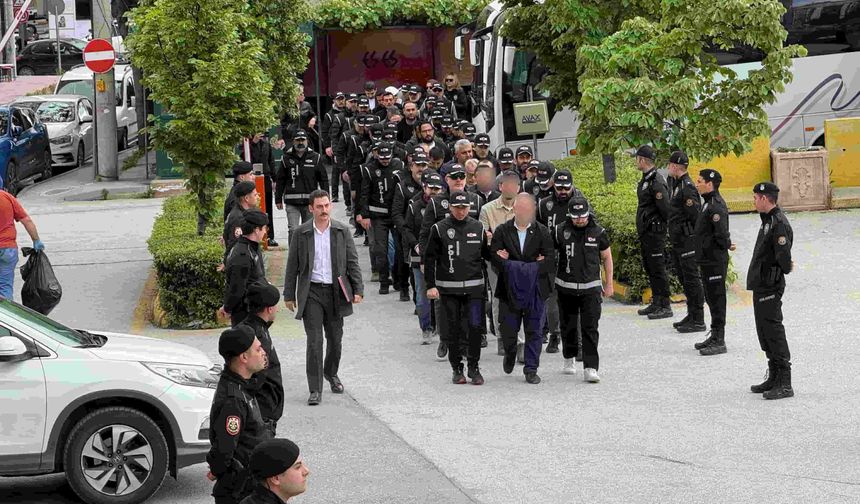 Tepebaşı Belediyesi operasyonunda 9 kişi tutuklandı