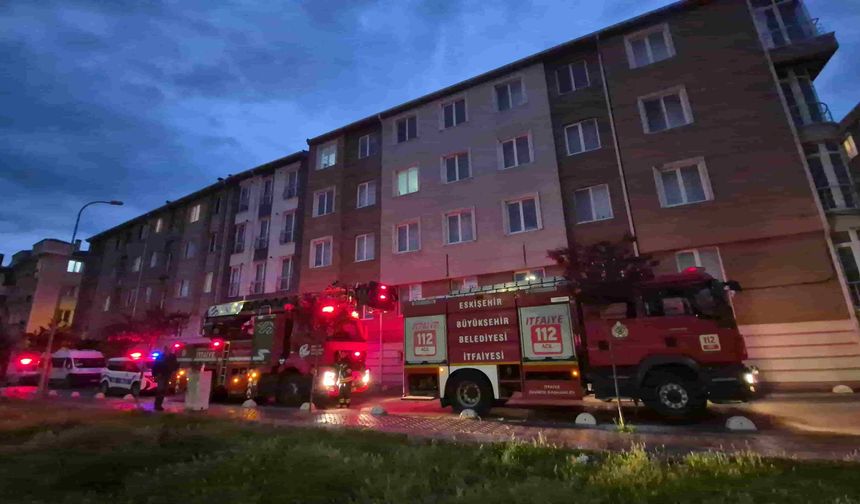 Eskişehir'de mutfağı alevler sardı, ekipler seferber oldu
