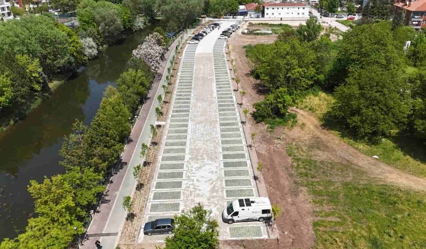 Eskişehir'de ücretsiz açık otopark hizmete açıldı
