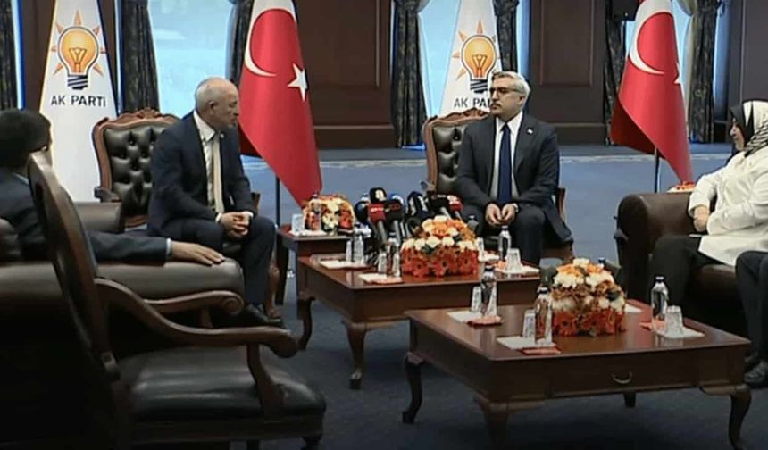 CHP, AK Parti ile bayramlaştı