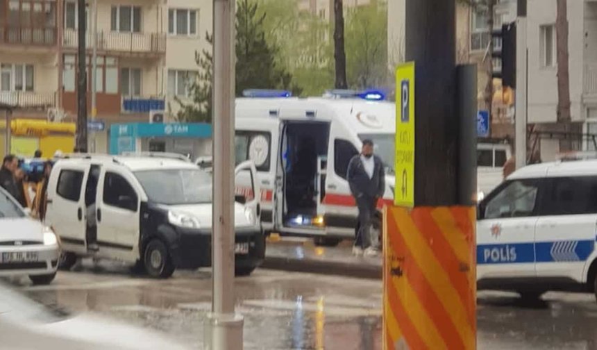 Eskişehir’de madde etkisindeki şahıs hastanelik oldu