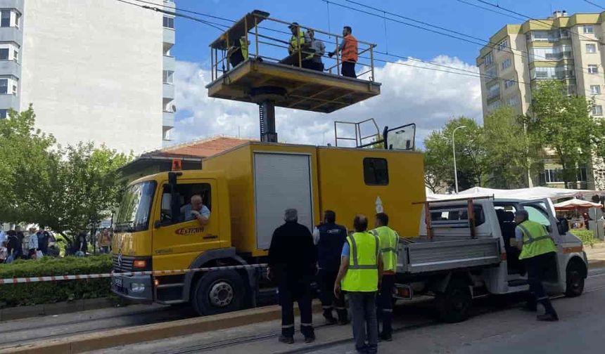 Eskişehir’de tramvay seferlerini durduran katener arızasına ilişkin açıklama yapıldı!