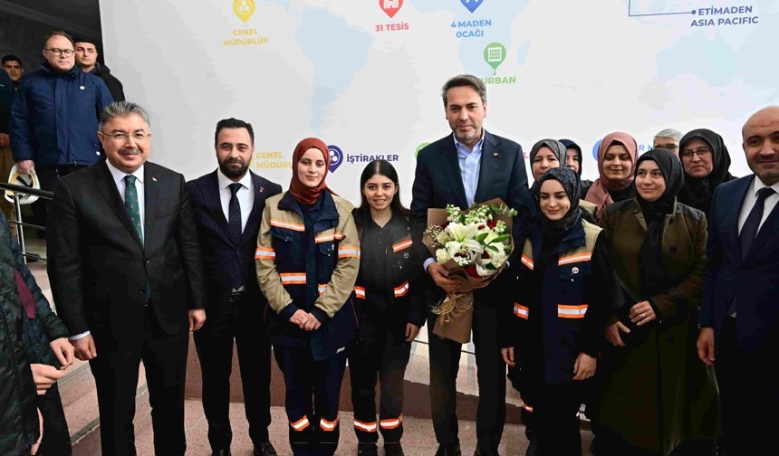 Bakan Bayraktar’dan Kırka Bor İşletmesi’ne ziyaret