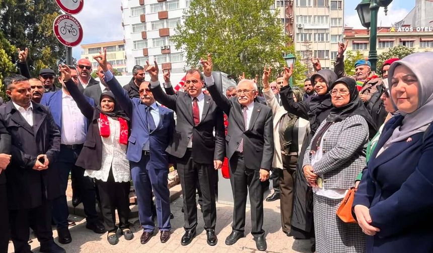 MHP Odunpazarı İlçe Başkanlığı’nda bayrak değişimi