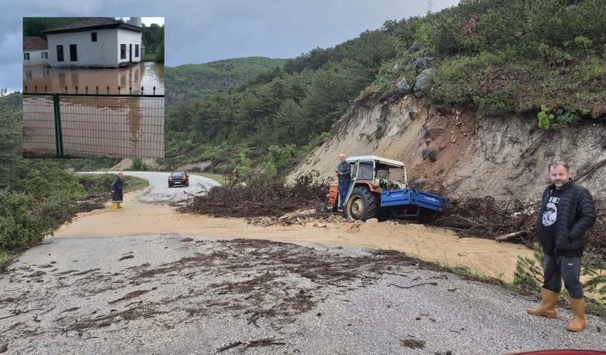Sağanak yağış hayatı felç etti: Bir köy adeta sular altında kaldı!