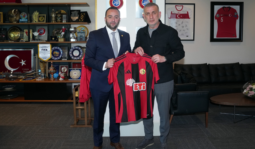 Eskişehirspor Başkanı Ulaş Entok, TFF Başkanı İbrahim Hacıosmanoğlu'nu ziyaret etti