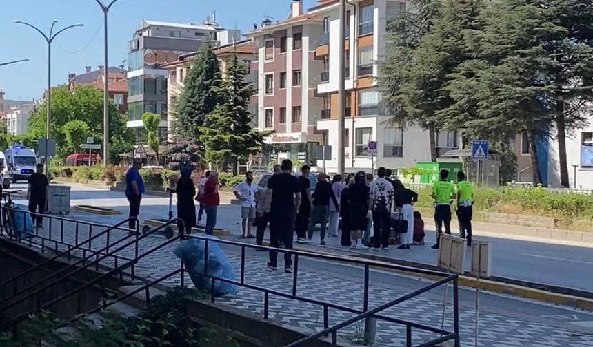 Eskişehir'de otomobil, bisiklete çarptı: 84 yaşındaki yaşlı adamın durumu kritik!