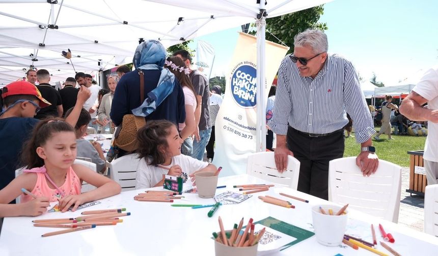 EOSB Yaşam Park Çocuk Şenliği’nde binlerce çocuk bir araya geldi